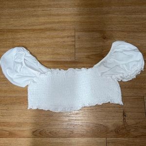 Puffed sleeves white LF crop top! Size small - never worn!